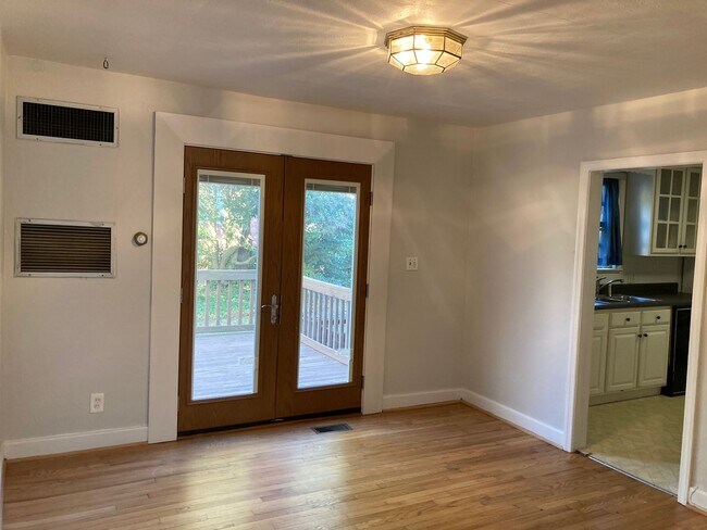 Foto del edificio - Meadowbrook