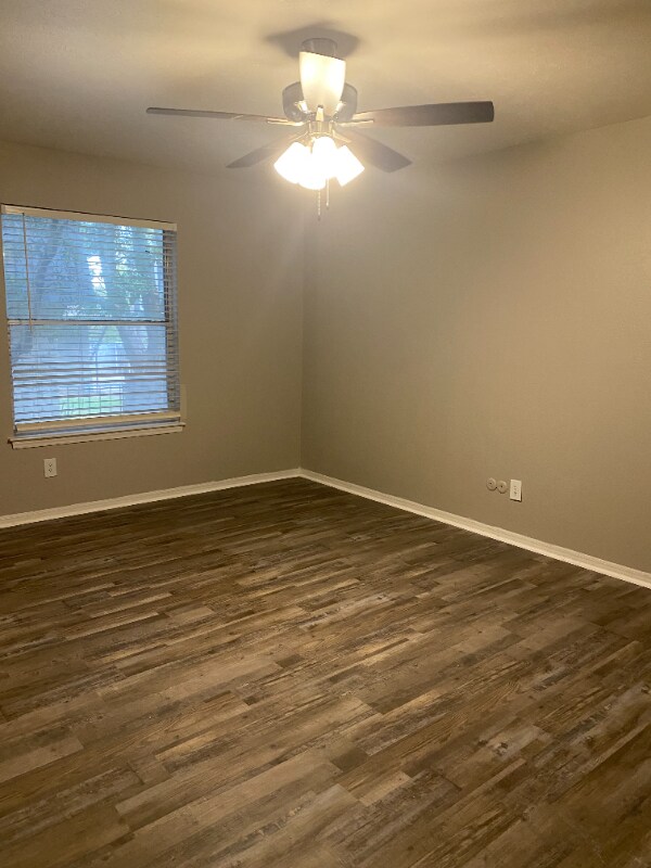 Building Photo - 2409 Ridgmar Plaza