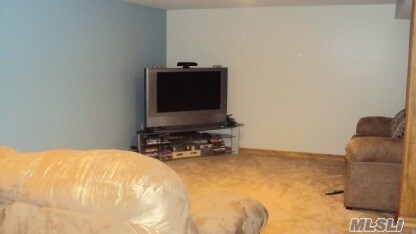 Building Photo - 46 Riverdale Dr