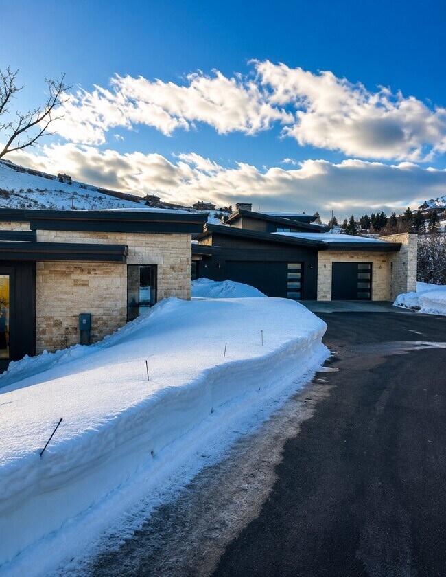 Foto del edificio - 13265 N Deer Canyon Dr