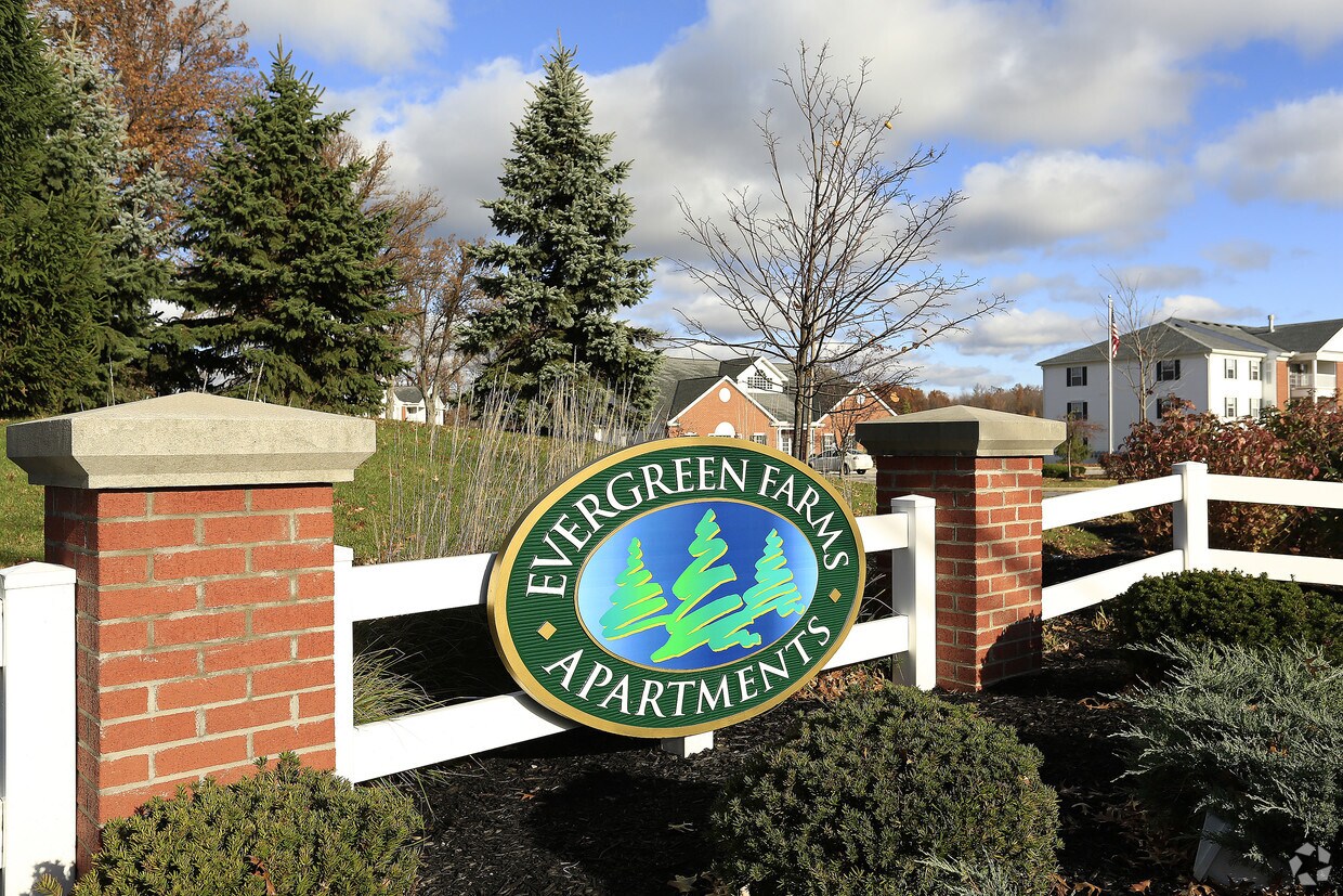 Evergreen Farms Rentals Olmsted Twp, OH