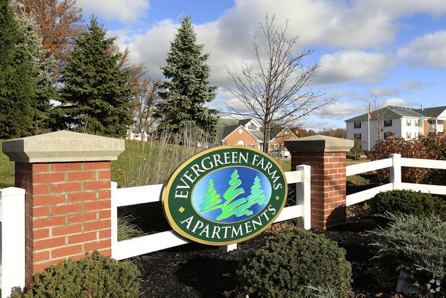 Building Photo - Evergreen Farms