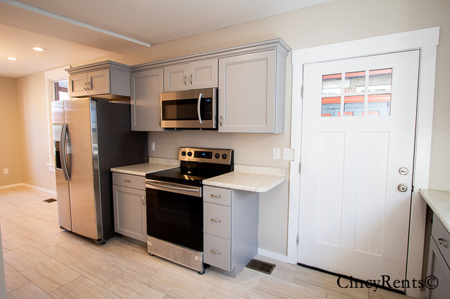 Foto del edificio - 4152 Kirby Ave