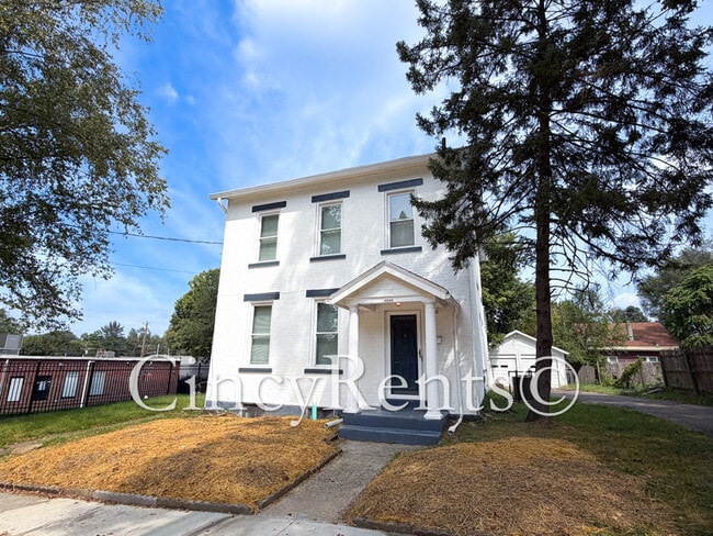 Building Photo - 1216 Regent Ave
