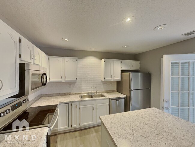 Foto del edificio - 12640 Tucker Crossing Ln