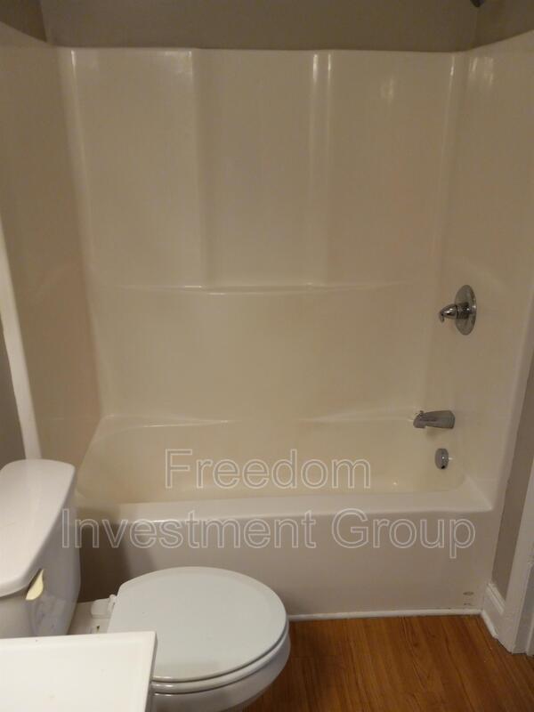 Foto del edificio - 127 Stonegate Cir