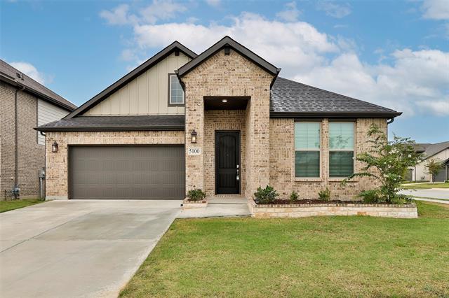 Foto principal - 5100 Doliver Dr