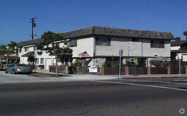 Building Photo - 1201 Ocean Ave