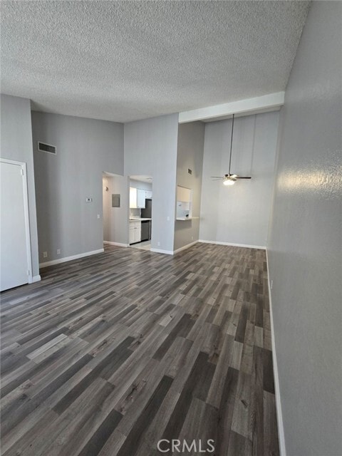 Building Photo - 45200 Deep Canyon Rd