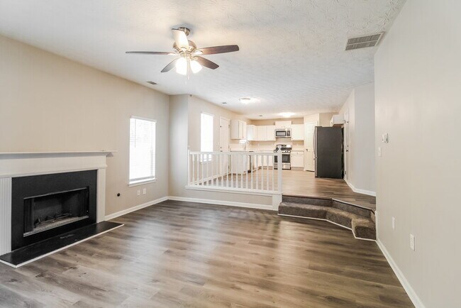 Building Photo - 315 Timberlake Terrace