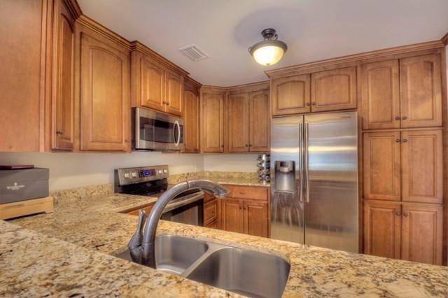 Building Photo - 704 Deer Run Villas