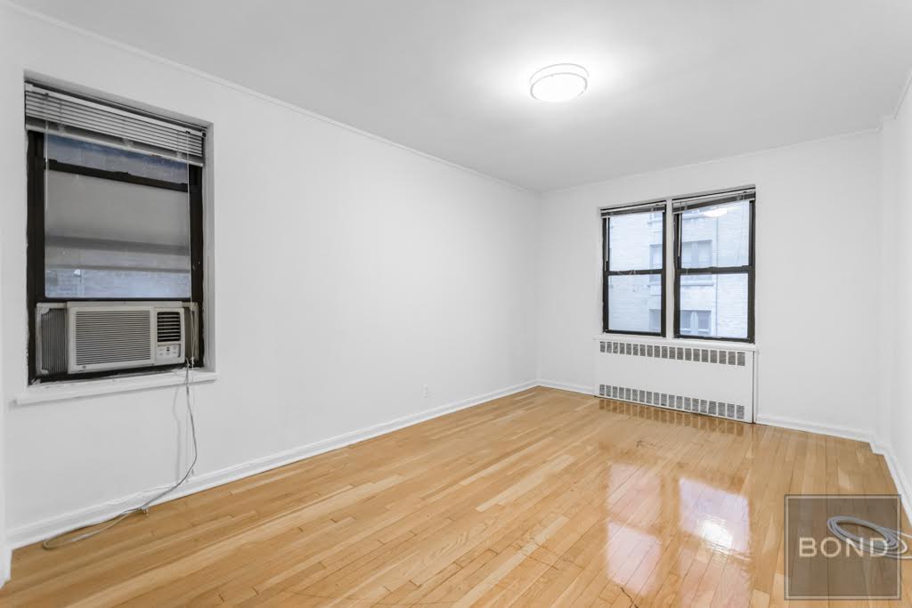 Foto principal - 315 E 56th St