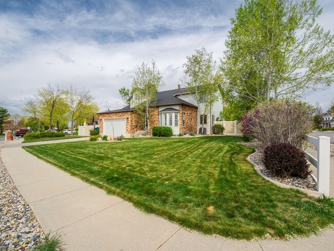 Photo - Spacious 5-Bedroom Home for Rent in Sandy, UT