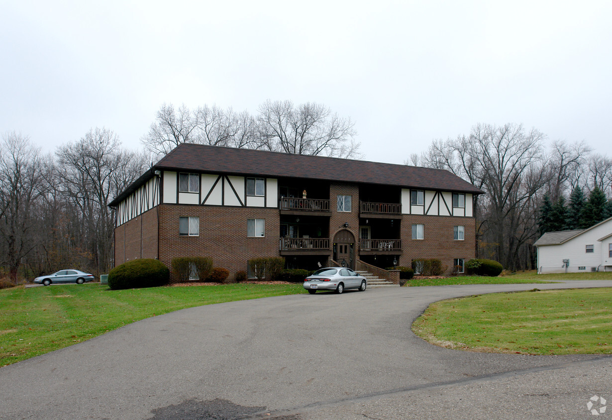 Primary Photo - Villa West