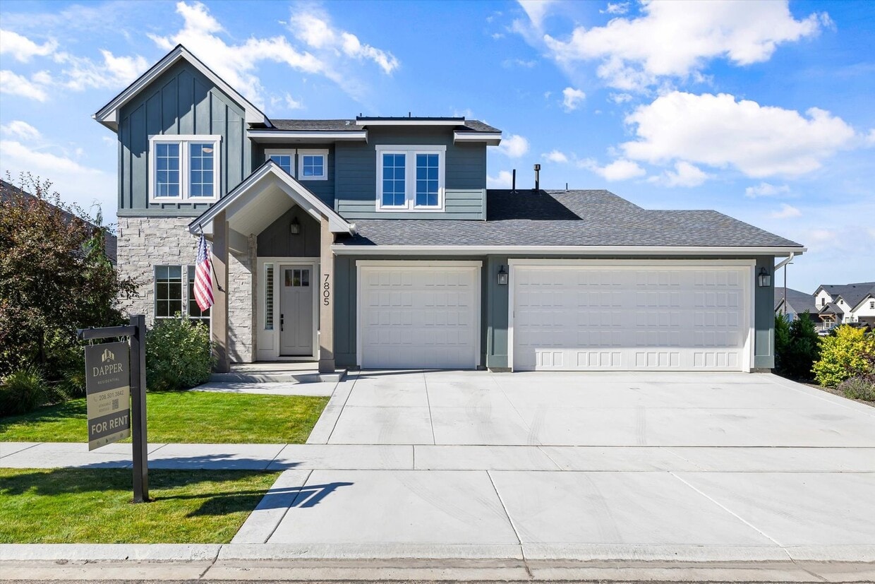 Primary Photo - Luxury 4-Bedroom Home for Rent in Dry Cree...