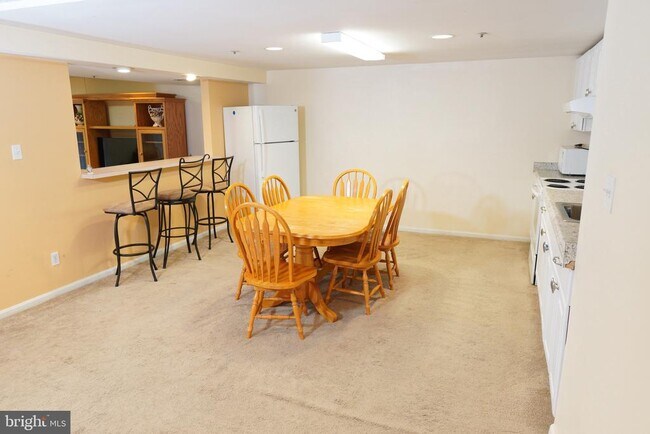 Building Photo - 14513 Clover Hill Terrace