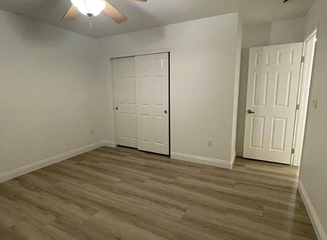 Foto del edificio - 7428 Poppy Hills Ct