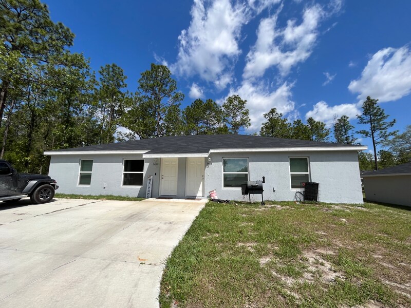 9428 N Manashee Dr, Citrus Springs, FL 34434 House Rental in Citrus