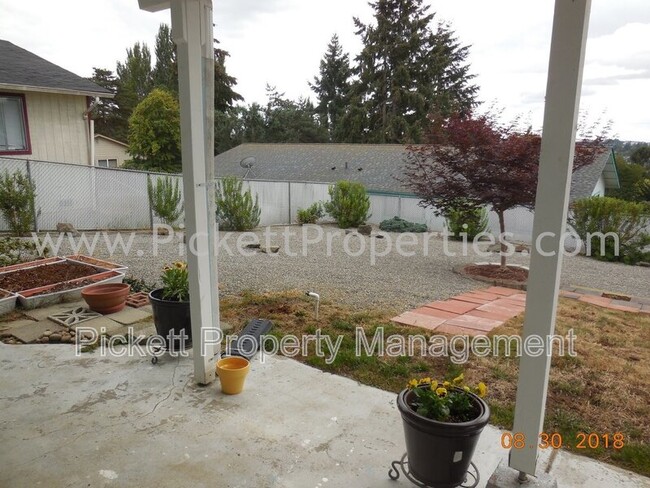 Photo - 307 E 30th St Apartment