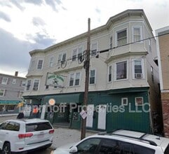 Building Photo - 159-167 S Union St