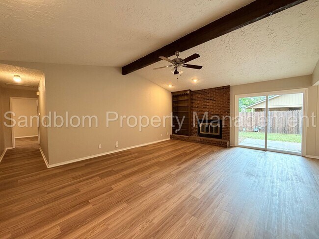 Foto del edificio - 9228 S Norwood Ave