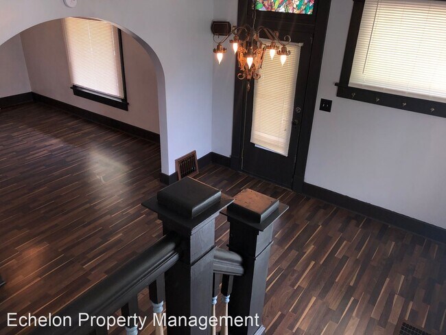 Building Photo - 4 br, 2 bath House - 1128 Olive St.