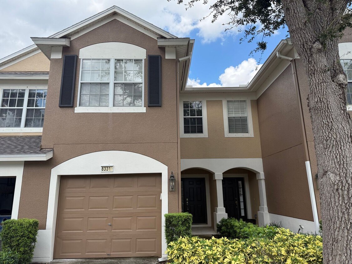Beautiful home located inside gated commun... - Beautiful home located inside gated commun...