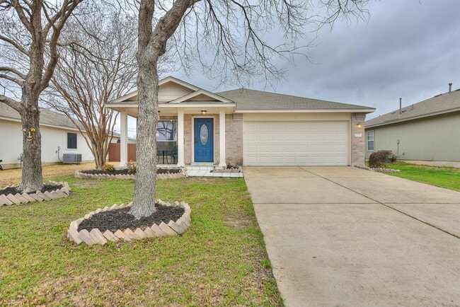 Foto del edificio - 2718 Summerwalk Pl