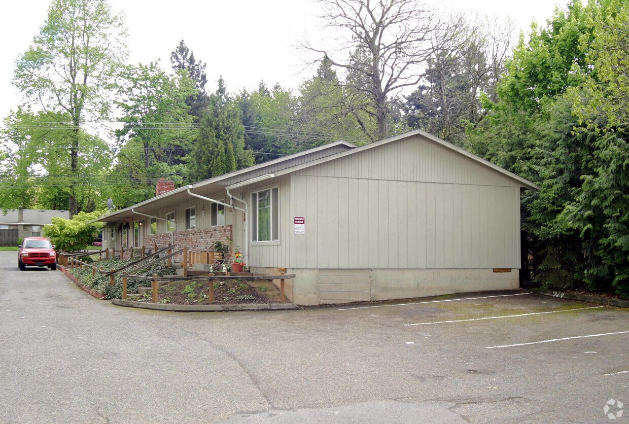 709723 SE 212th Ave, Gresham, OR 97030 Apartments in Gresham, OR