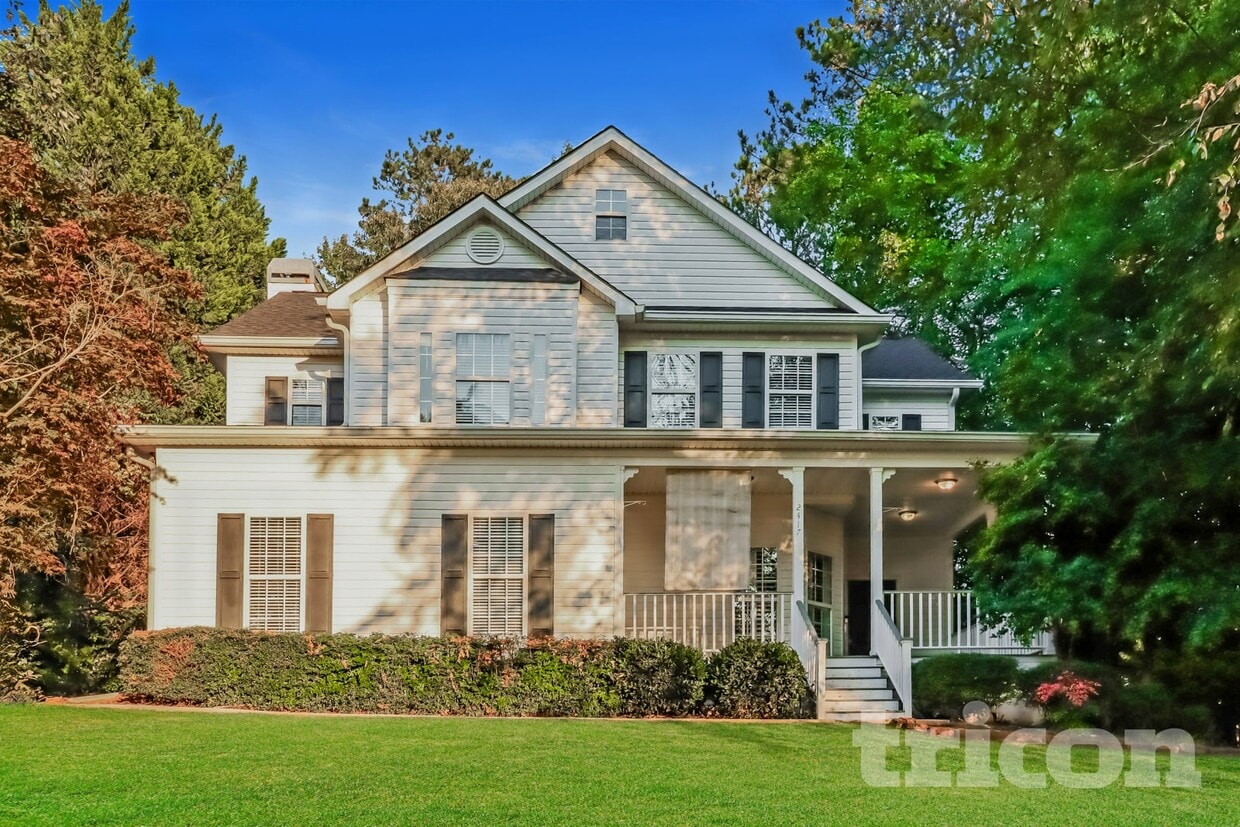 Primary Photo - 2417 Battle Dr