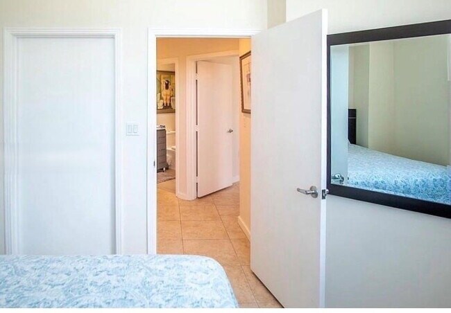 Foto del edificio - 9066 SW 73rd Ct