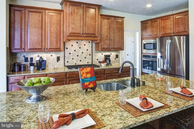 Building Photo - 41533 Arlington Oaks Dr