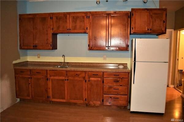 Foto del edificio - Everett Cute detached MIL one bedroom, gas...