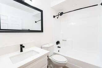 Interior Photo - 315 South Virgil Ave