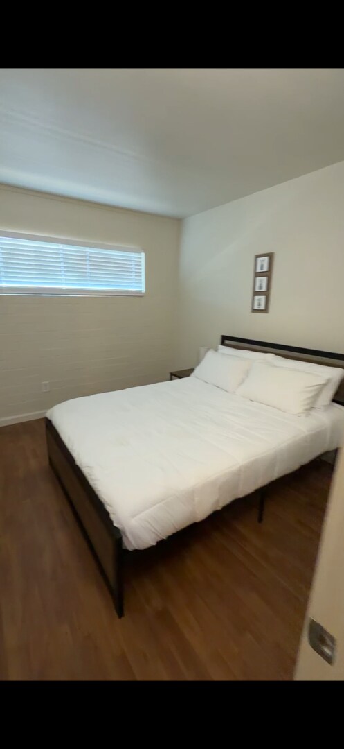 Foto del edificio - 4302 E Bellevue St