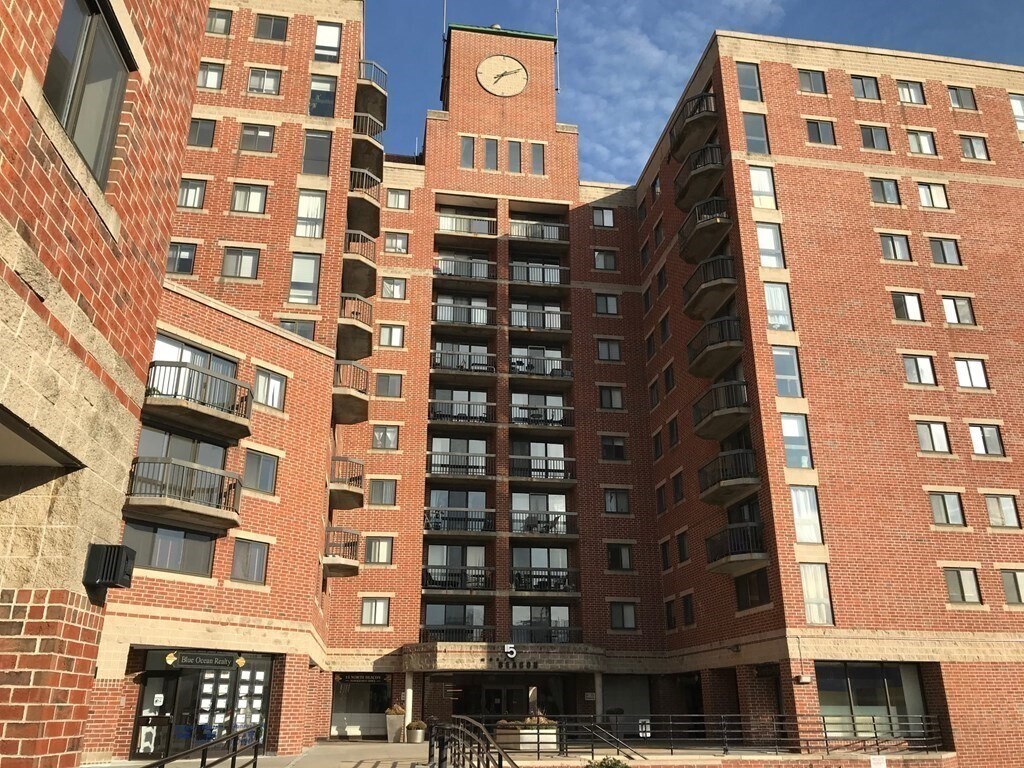 Primary Photo - 15 N Beacon St