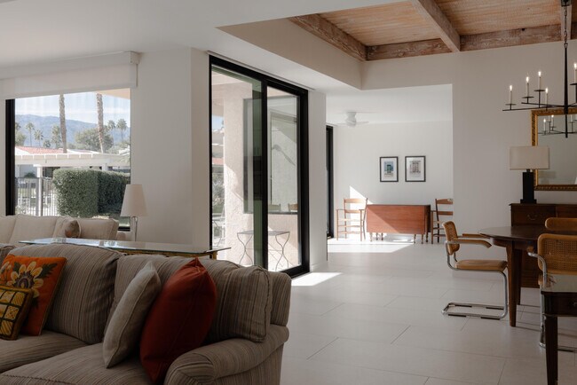 Foto del edificio - 75223 Concho Dr