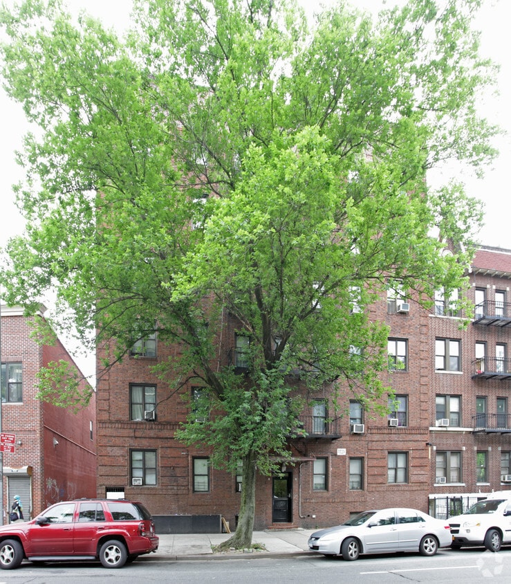 Building Photo - 39 Ocean Ave