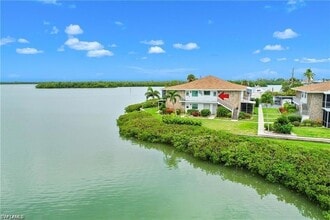 Building Photo - 330 Kon Tiki Dr