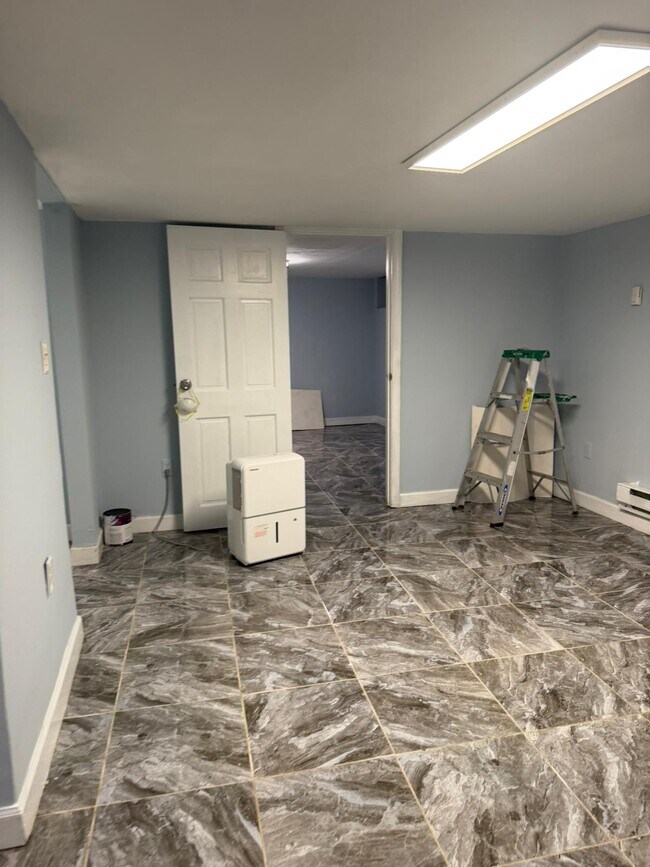 Foto del edificio - 72 Trenton St