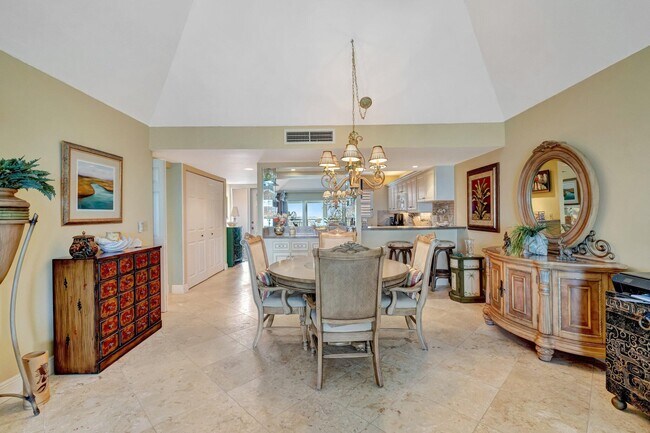 Foto del edificio - 1555 NE Ocean Blvd