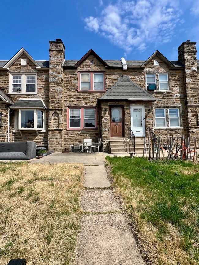 Photo - 3333 Chippendale St Apartment