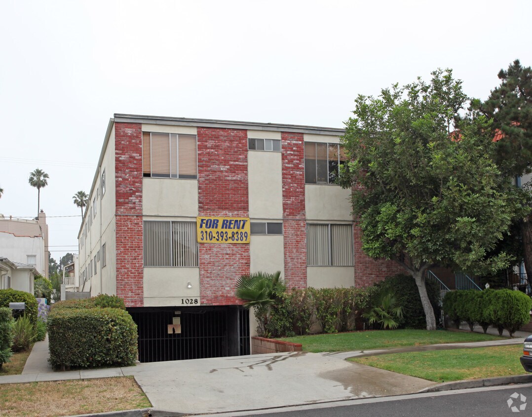 Primary Photo - 1028 Euclid St