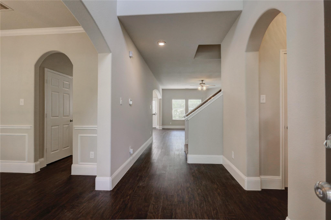 Building Photo - 10567 Sunflower Dr