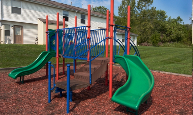 Otros - Laughlin Woods Apartments