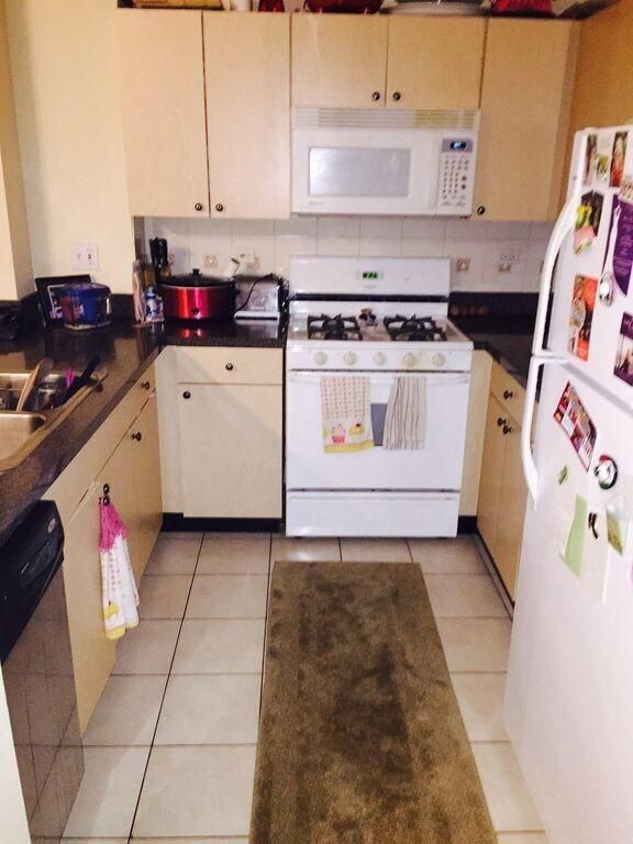 Primary Photo - 4955 N Damen Ave