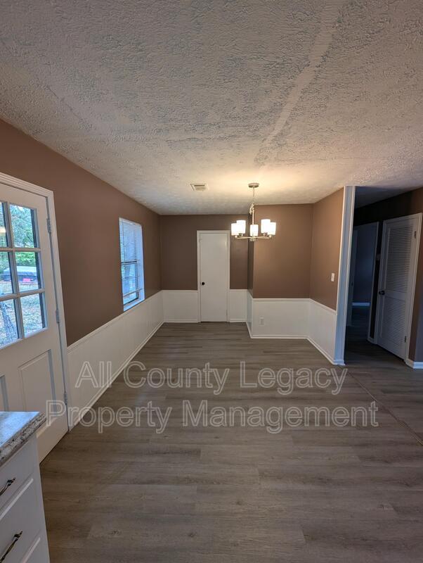 Building Photo - 787 Highland Ct