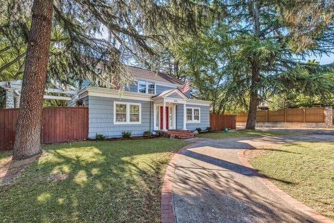 Foto del edificio - Beautiful Estate for Rent in Ashland