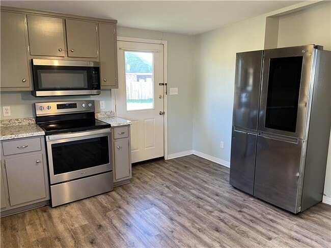 Foto del edificio - 14742-A South Blvd