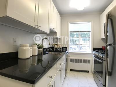 Building Photo - 2 bedroom in Brookline MA 02446
